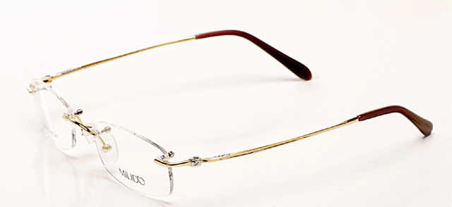 眼科cyl多少是正常，眼科cyl-1.25（镜片镜架选择总攻略）