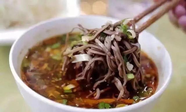 长武血条汤怎么做，血条汤：独一无二的长武味道