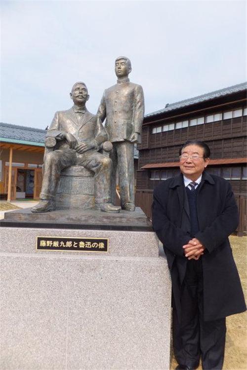 藤野先生课文原文，藤野先生原文（藤野：这人谁啊）