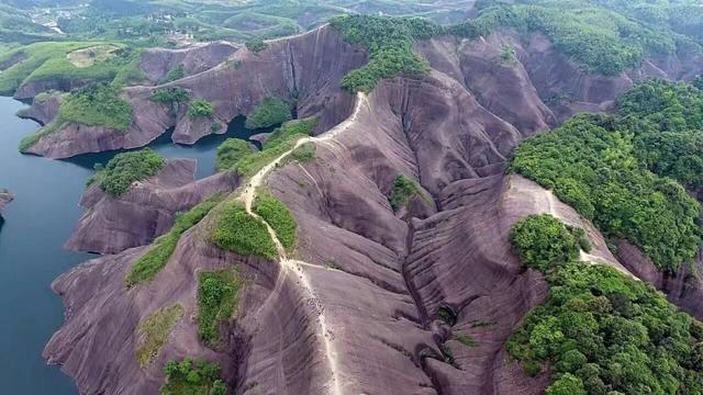 仰天湖大草原游玩攻略，仰天湖大草原攻略有哪些（雾霾小东江、壮阔高椅岭）