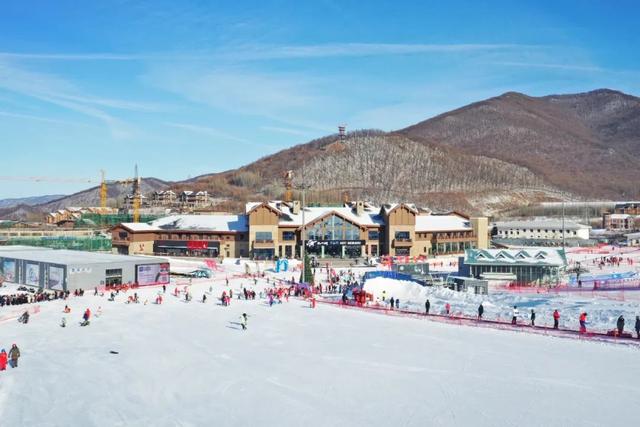 吉林市十大滑雪场，江南美女打卡吉林四大滑雪场
