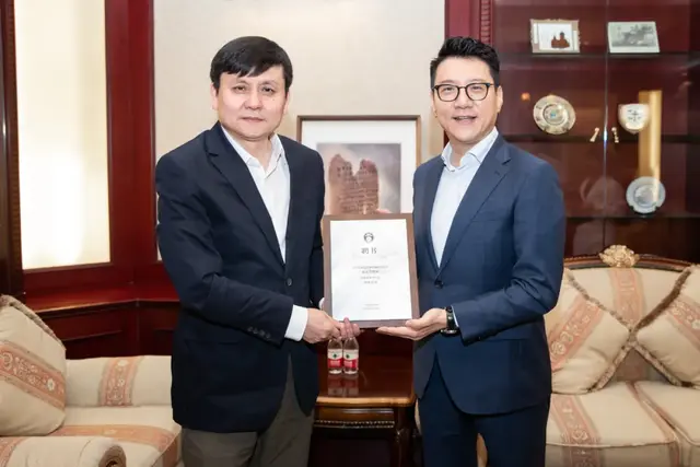 张文宏新职务公布，张文宏被解除职务是真的吗（张文宏的新头衔）