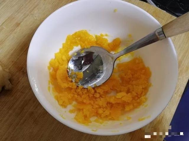 肾炎发烧多少度，慢性肾盂肾炎发烧多少度（肾炎病人急性期不能吃什么东西）