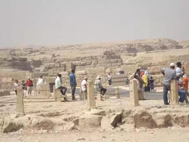 埃及金字塔简介，埃及金字塔简介用英语（埃及金字塔）