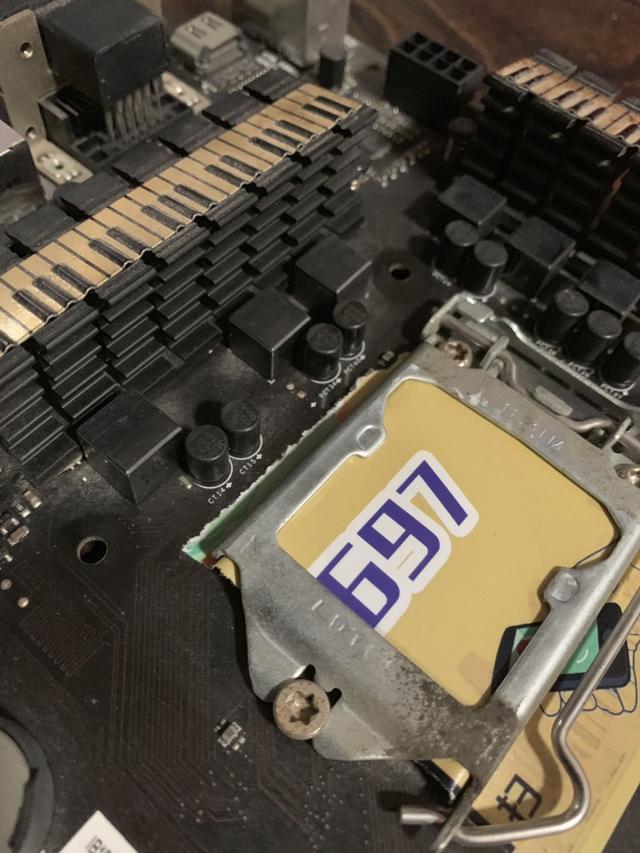 b150主板配什么cpu，z77主板参数（B150主板支持英特尔6789代处理器）