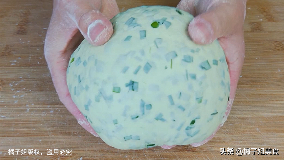 图片[5]-【香脆韭菜薄饼】做法步骤图 一顿做了30个 上桌扫光-起舞食谱网