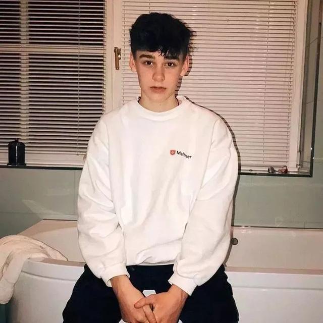 男头。忘掉种过的花，微信头像，男头。忘掉种过的花，重新开始。（“其实我不太懂喜欢）