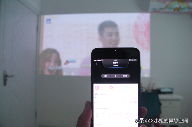 果果投屏怎么连接电视，电视果投屏怎么操作（是如何还能拥有独立私人影院的）