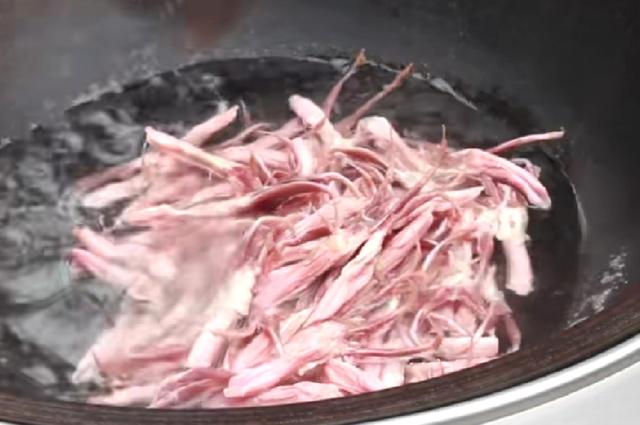 麻辣鸭舌的做法大全集，这样烹饪出的鸭舌麻辣鲜香、爽脆可口