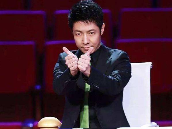 撒贝宁校花女友，撒贝宁老婆多大年龄（四个前女友全是女神级别）