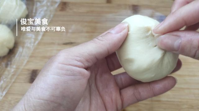 豆沙小面包的做法，豆沙小面包的做法大全（豆沙面包的花样做法）