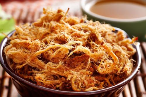 小孩吃肉松的危害，儿童吃肉松好吗（制作猪肉松、牛肉松用的都是剩肉）