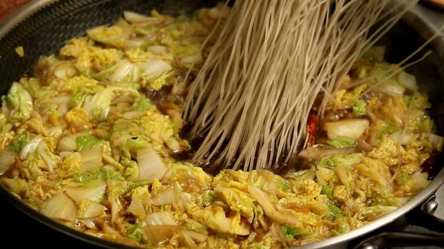 小白菜炖豆腐，大厨教你3个小窍门
