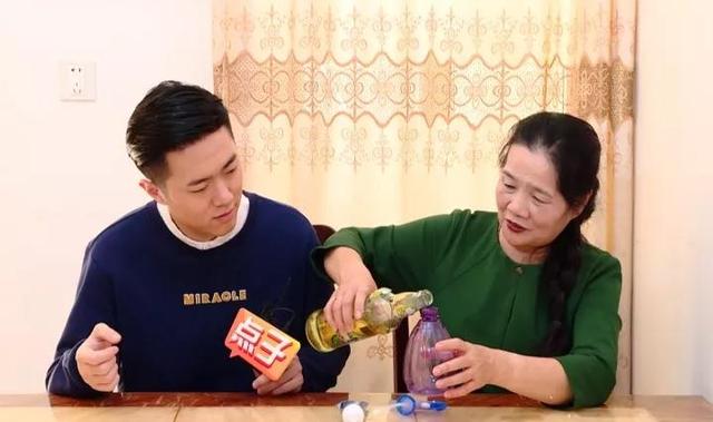 洗涤剂去油污原理，为什么洗涤剂能去除油污（冰箱里的TA竟是厨房油污克星）