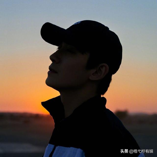 朱一龙，微信头像，朱一龙（朱一龙一年内换四次头像）