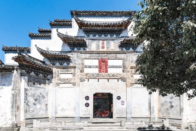 宏村在哪里，安徽宏村在哪里（宏村、西递等旅游景区恢复开放）