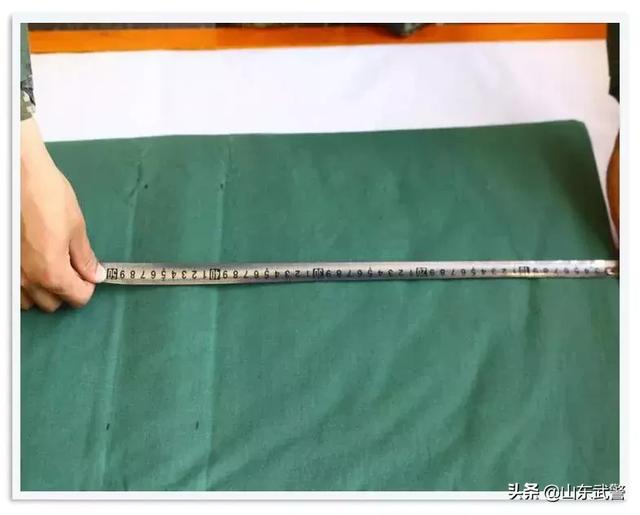 叠军被有什么简单的小妙招，叠出这样的“好军被”总共需要几步