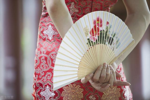 摄影构图的三大要素，摄影三要素是什么（摄影的构图三要素）