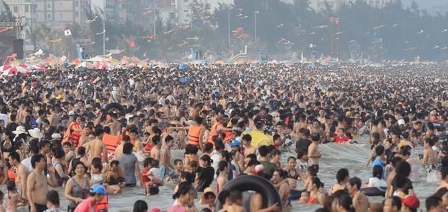 钦州市有多少人口，钦州市有多少人口2022（广西14个城市常住人口变化趋势）