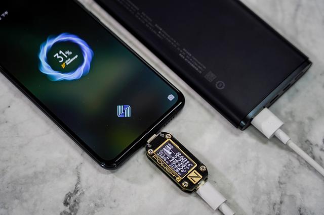vivo手机突然充不进去电怎么办，vivo手机充不上电怎么办（出门在外再也不用当心手机没电了）