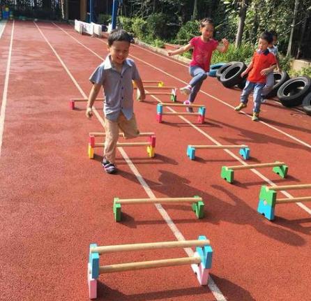 跨栏的栏杆有多高，初中跨栏的栏杆有多高（学习跨栏步完整技术）