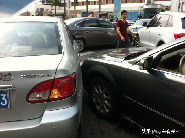 补漆1000块要走保险吗，补漆1000块要走保险吗虎扑（小剐蹭走保险划算还是自己修划算）