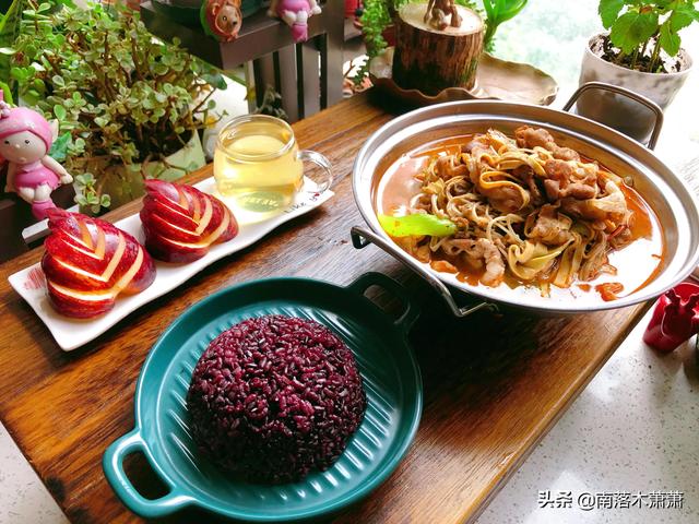 羊肉锅仔的家常做法，锅仔羊肉的做法（一个人份量也能吃到嗨）