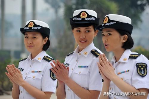 火蓝刀锋电视剧剧情，火蓝刀锋相关的电视剧（写写蒋小鱼三兄弟结婚后的幸福生活）