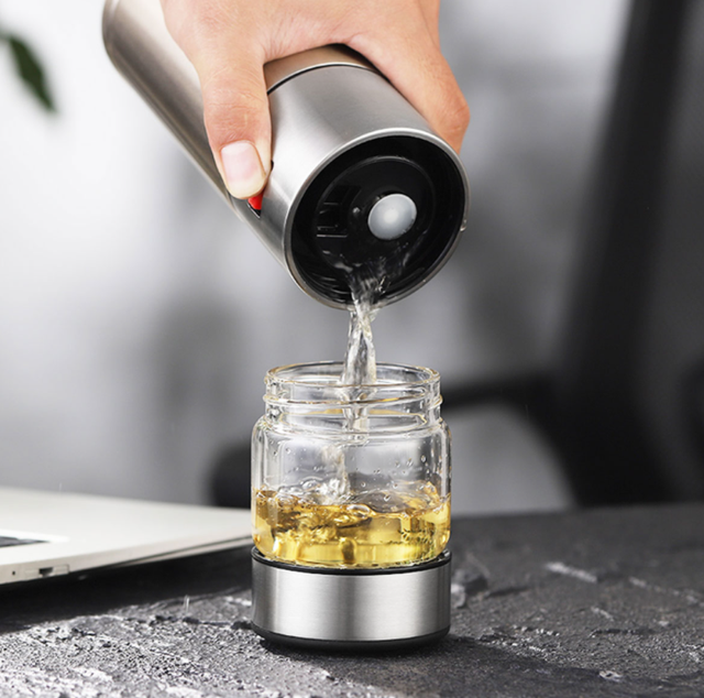 保温杯可以泡茶吗，保温杯能泡茶吗（保温杯泡茶等于“慢性自杀”）