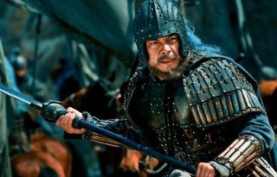 魏延被封为县侯，为何诸葛亮只是乡侯（谁的爵位更高呢）