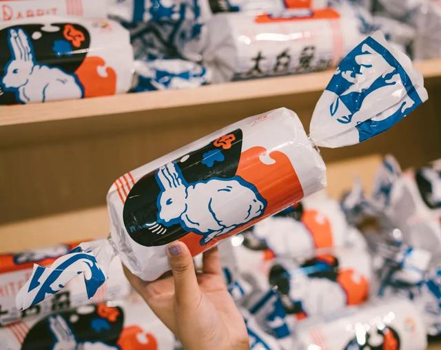 上海田子坊有什么好玩的，上海类似田子坊的地方可以逛的（救救田子坊！别让它消失）