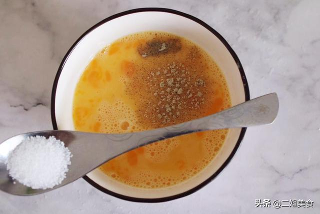 脆皮土豆块家常做法，脆皮土豆的做法和配方窍门（炸薯条不用出去买）