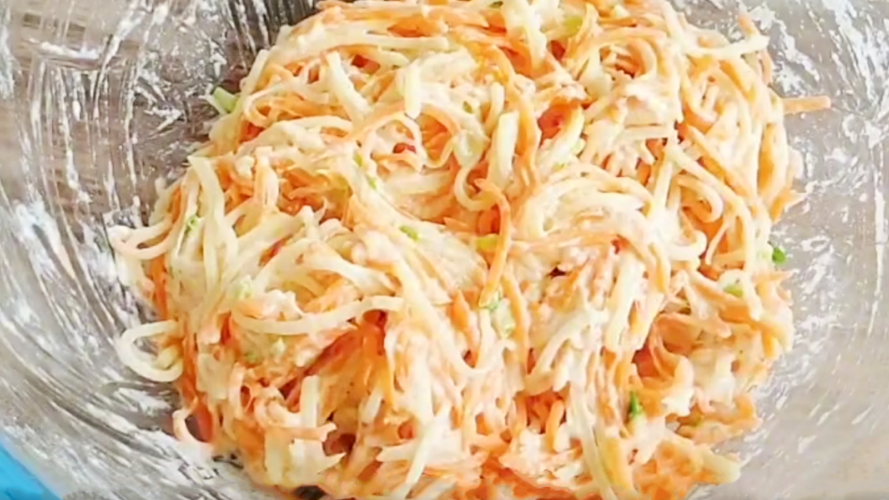 圖片[3]-【胡蘿卜絲雞蛋餅】做法步驟圖 補(bǔ)鈣明目長(zhǎng)個(gè)子 孩子也喜歡吃-起舞食譜網(wǎng)