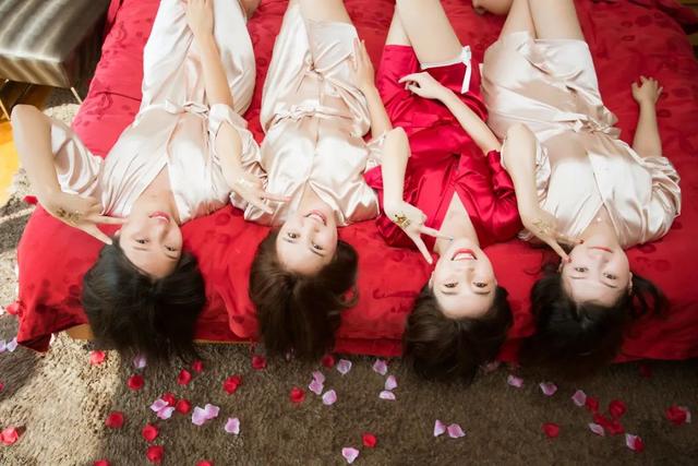 婚礼的服务流程，婚礼服务的具体流程（婚礼当天超全流程时间表）