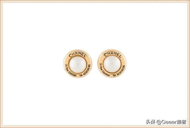 香奈儿耳钉全部款式，chanel耳钉官网怎么购买（Chanel复古耳环）