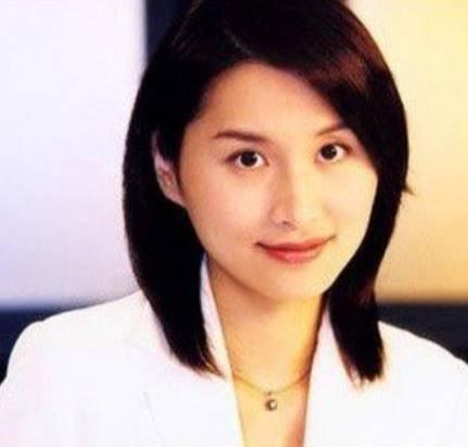 何炅47岁妻子终露面？陪伴20多年却被否认，何炅到底在顾虑什么？