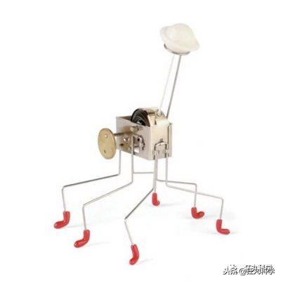 装发条的玩具为什么会动，发条玩具是怎么动起来的（经典发条玩具被改成小清新版本）