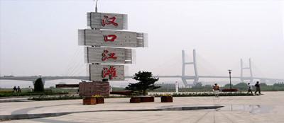 武汉好玩的地方，武汉有什么好玩的地方（武汉最值得去的十大景点及其特色小吃）