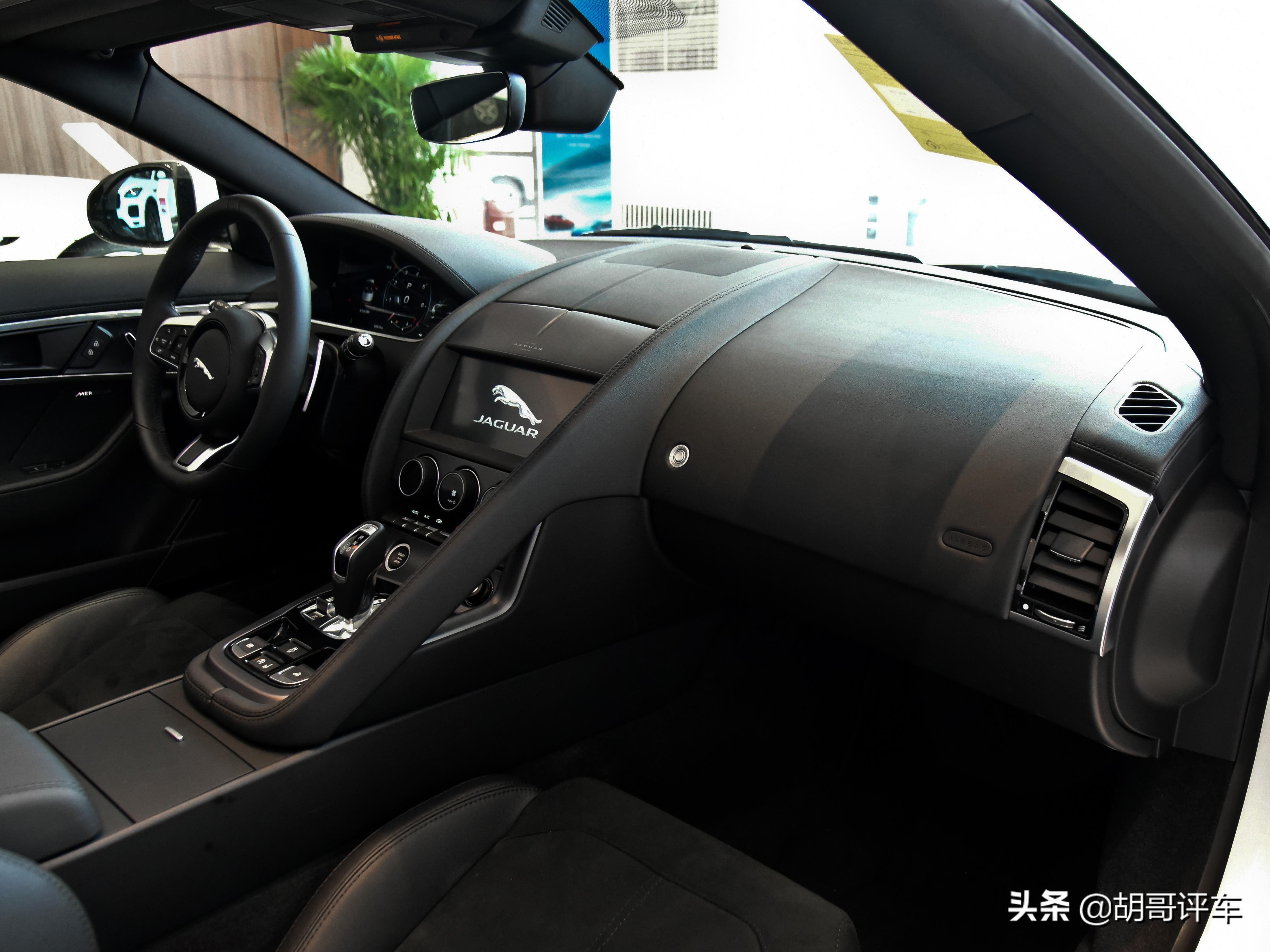 捷豹敞篷跑车(捷豹两门轿跑车价格)