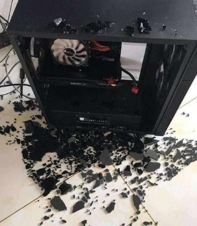 鼠标寿命，一台电脑究竟能用多久（鼠标寿命300万次能用多久）