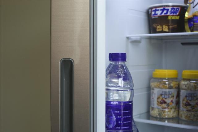 美菱冰箱说明书，最完整的解释:美菱冰箱温度调节说明书（BCD-546WPUCX）