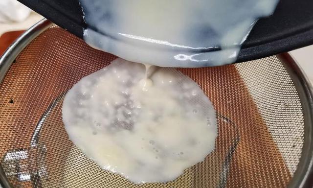 纯牛奶会结冰吗，纯牛奶能不能结冰（小布丁雪糕最近火了）