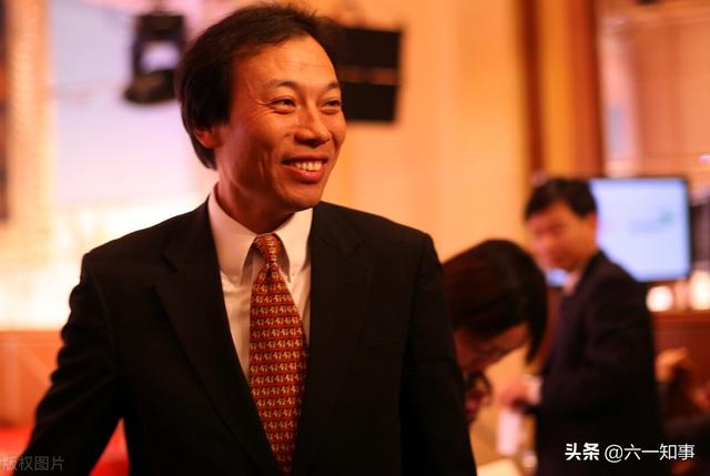 你行我素的意思，我行我素 意思（起底“五假CEO”红与黑）