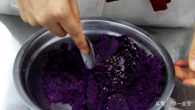 如何蒸紫薯 蒸紫薯的方法,如何蒸紫薯(教你一个紫薯馒头的做法) 如何蒸紫薯 蒸紫薯的方法,如何蒸紫薯(教你一个紫薯馒头的做法)