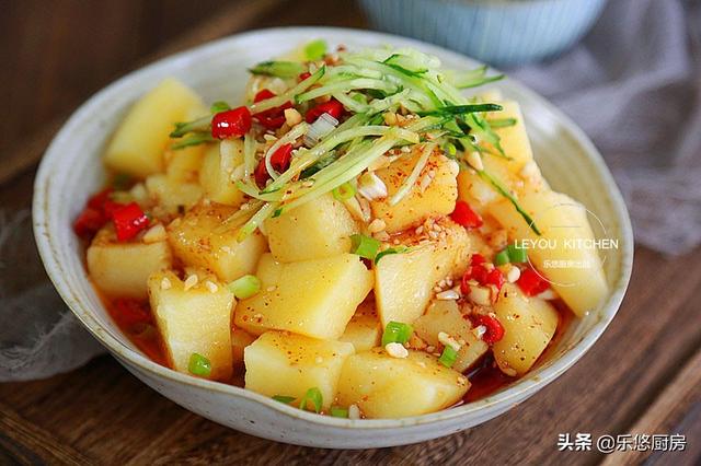 玉米淀粉可以做凉粉吗，玉米淀粉可以做什么甜品（凉粉的花样做法）