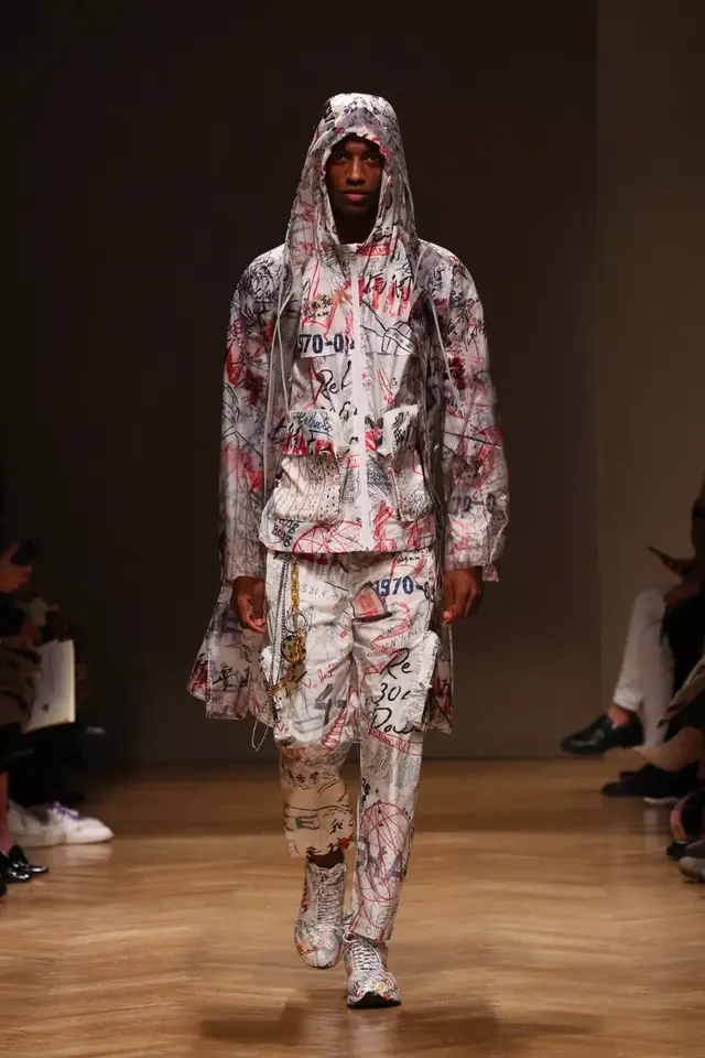 马克华菲女装什么档次，马克华菲为什么那么贵（多元艺术潮牌马克华菲彰显中国力量）