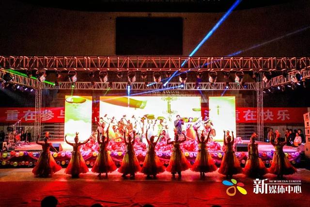 外婆的澎湖湾串词，外婆的澎湖湾串词主持人（2019元旦晚会）