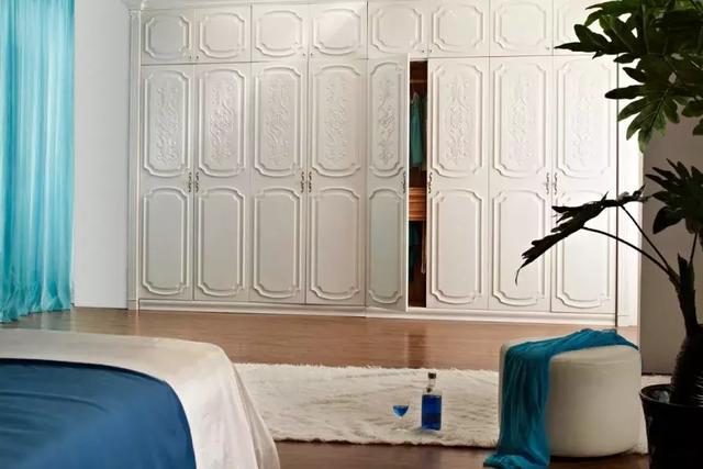 乌丝檀木属于什么档次，乌丝檀木与胡桃木哪个更高档（其实来这一个地方就够了）