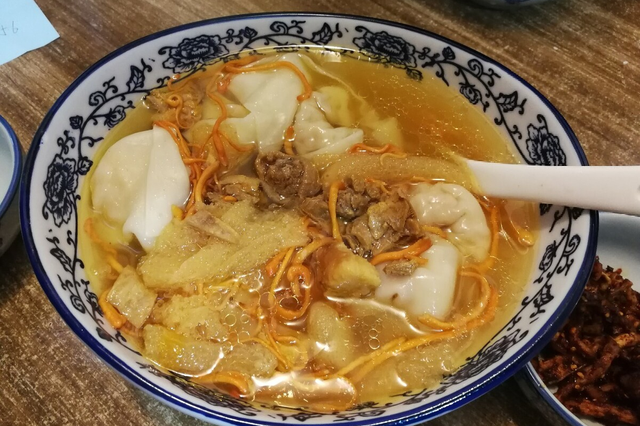冬天煲清补凉汤怎么配，冬天煲清补凉汤怎么配料（最适合冬季喝的6款靓汤）