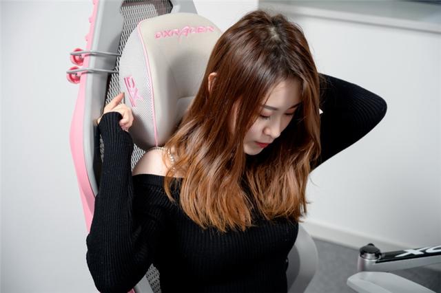 rita电竞椅，rita颜值好高（迪锐克斯电竞椅联手Rita助力女性电竞游戏市场）